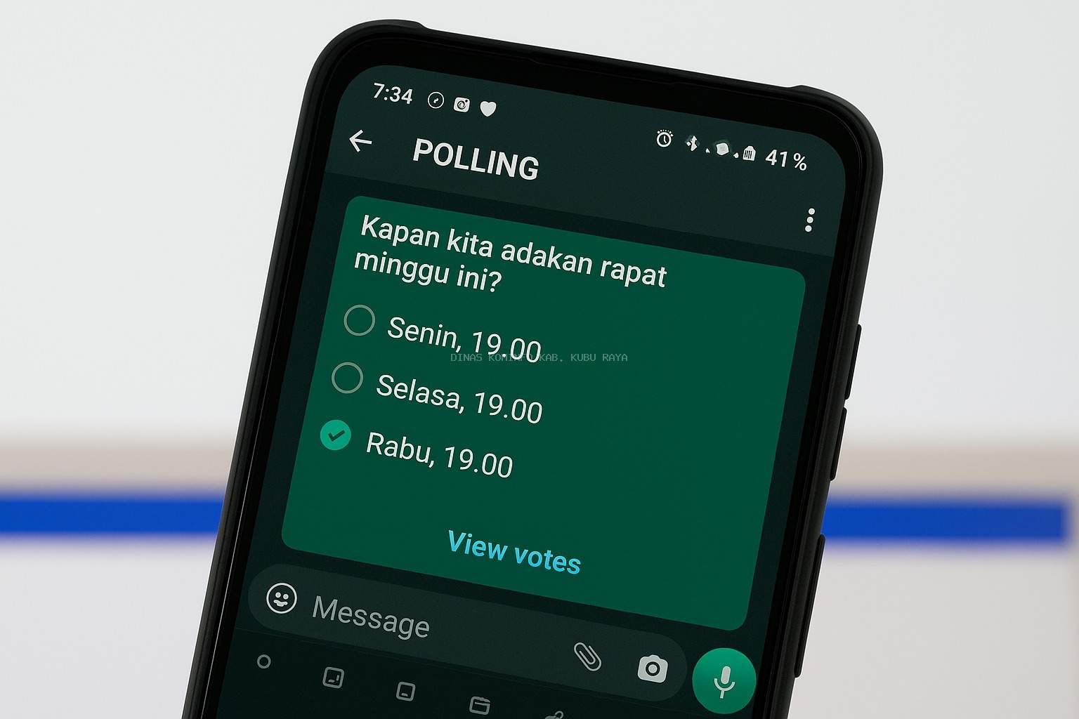Belum Pernah Coba? Begini Cara Membuat Polling di Grup WhatsApp